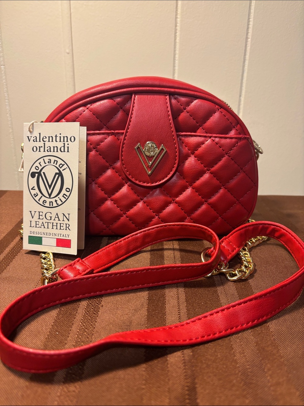 NWT Valentino Orlandi Red Quilted Crossbody Shoulder Camera Bag with Dust Bag